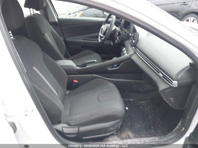 2025 Hyundai Elantra Essential მანქანა იყიდება აუქციონზე, vin: KMHLM4DG9SU952793, აუქციონის ნომერი: 12620973