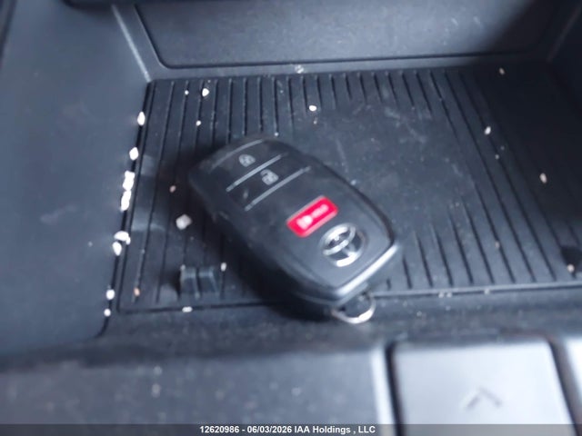 Toyota PRIUS XLE 2025 JTDADABU2S3027961 Image 11