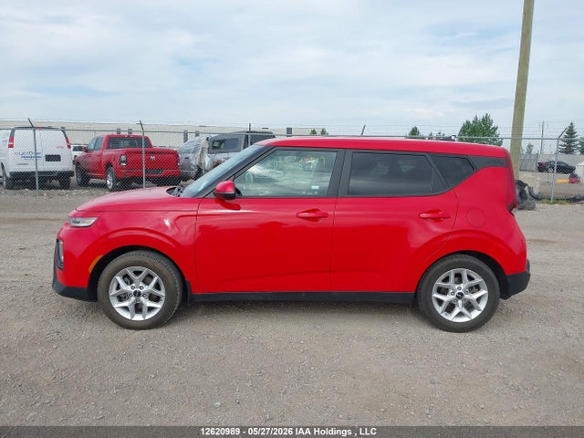 12620989 :رقم المزاد ، KNDJ33AU4N7184615 vin ، 2022 Kia Soul Ex مزاد بيع