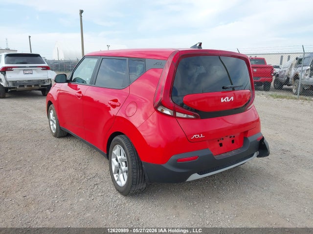 12620989 :رقم المزاد ، KNDJ33AU4N7184615 vin ، 2022 Kia Soul Ex مزاد بيع