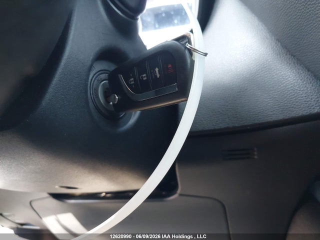 5YFBPRBE7LP118509 Toyota COROLLA LE