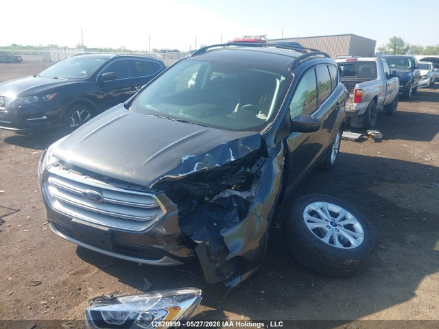 1FMCU0HD2JUB91645 Ford ESCAPE SEL