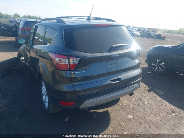 1FMCU0HD2JUB91645 Ford ESCAPE SEL