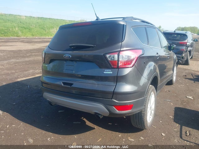 1FMCU0HD2JUB91645 Ford ESCAPE SEL