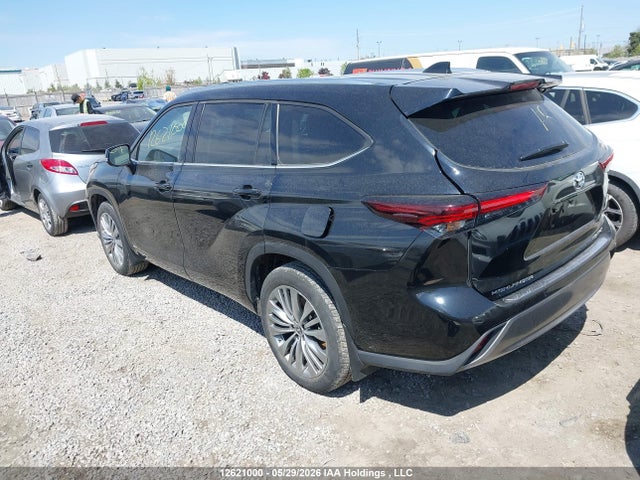 Продаж на аукціоні авто 2025 Toyota Highlander, vin: 5TDEBRCH6SS655656, номер лоту: 12621000