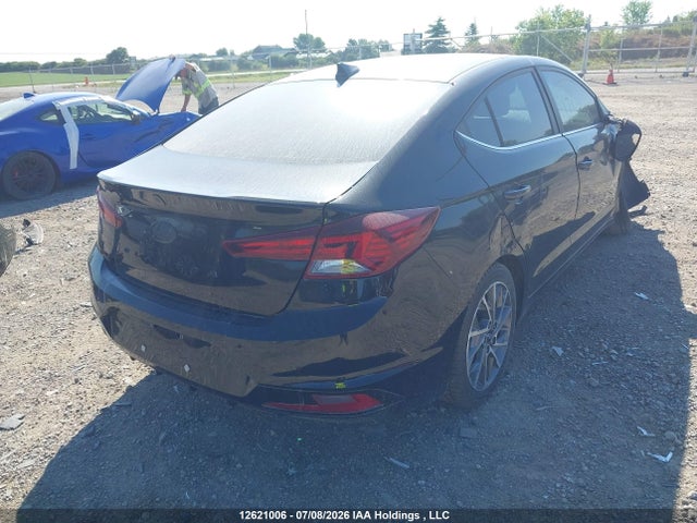 2020 Hyundai Elantra Luxury მანქანა იყიდება აუქციონზე, vin: KMHD84LF1LU085585, აუქციონის ნომერი: 12621006