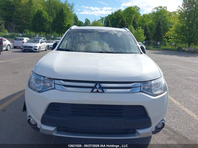2015 Mitsubishi Outlander Gt მანქანა იყიდება აუქციონზე, vin: JA4JZ4AX8FZ603354, აუქციონის ნომერი: 12621020