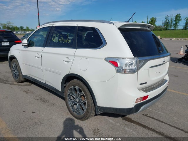2015 Mitsubishi Outlander Gt მანქანა იყიდება აუქციონზე, vin: JA4JZ4AX8FZ603354, აუქციონის ნომერი: 12621020