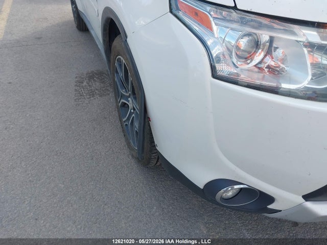 2015 Mitsubishi Outlander Gt მანქანა იყიდება აუქციონზე, vin: JA4JZ4AX8FZ603354, აუქციონის ნომერი: 12621020