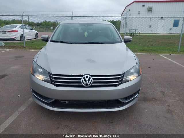 Продаж на аукціоні авто 2013 Volkswagen Passat 2.5l Trendline, vin: 1VWAH7A39DC004466, номер лоту: 12621031