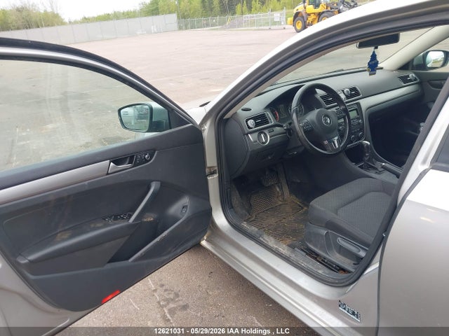 Продаж на аукціоні авто 2013 Volkswagen Passat 2.5l Trendline, vin: 1VWAH7A39DC004466, номер лоту: 12621031