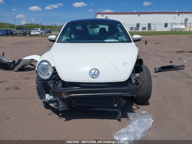 Volkswagen Beetle 2014 3VWJ07AT1EM642766 Image 12