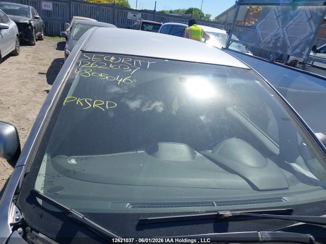 12621037 :رقم المزاد ، JHMGE8H58AC805046 vin ، 2010 Honda Fit Lx مزاد بيع