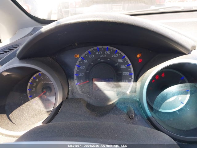 12621037 :رقم المزاد ، JHMGE8H58AC805046 vin ، 2010 Honda Fit Lx مزاد بيع