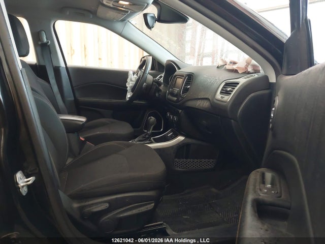 Продаж на аукціоні авто 2018 Jeep Compass Sport, vin: 3C4NJCAB6JT181047, номер лоту: 12621042