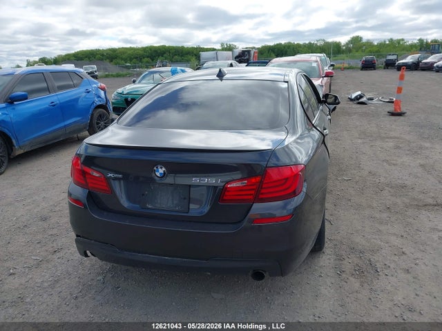 2013 Bmw 535i Xdrive მანქანა იყიდება აუქციონზე, vin: WBAFU7C50DDU71933, აუქციონის ნომერი: 12621043