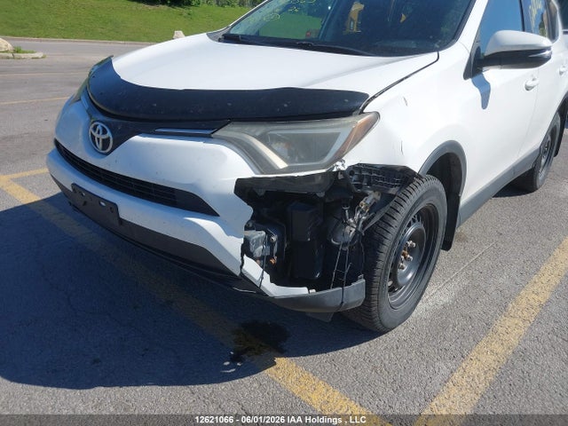 12621066 :رقم المزاد ، 2T3ZFREV8GW243365 vin ، 2016 Toyota Rav4 Le مزاد بيع