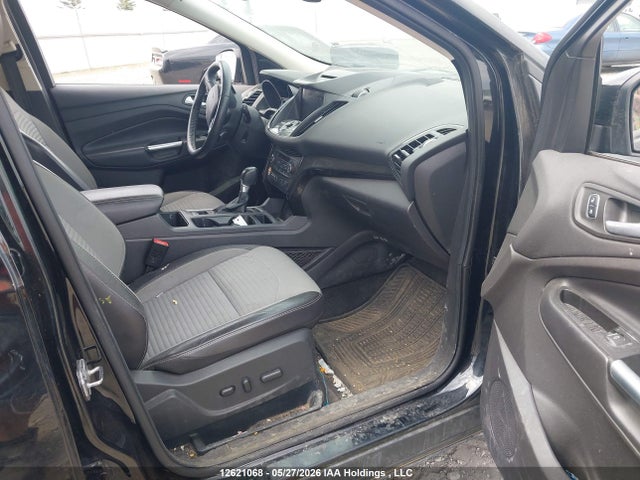 12621068 :رقم المزاد ، 1FMCU9J99HUA34571 vin ، 2017 Ford Escape Titanium مزاد بيع