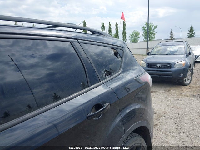 12621068 :رقم المزاد ، 1FMCU9J99HUA34571 vin ، 2017 Ford Escape Titanium مزاد بيع