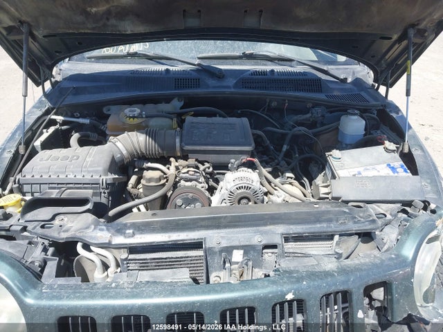 Продажа на аукционе авто 2002 Jeep Liberty Sport, vin: 1J4GL48K82W140715, номер лота: 12598491