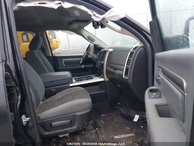 12621070 :رقم المزاد ، 1C6RR7LT6KS690721 vin ، 2019 Ram 1500 Classic Slt مزاد بيع