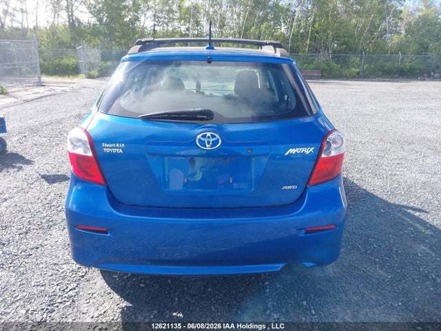 12621135 :رقم المزاد ، 2T1LE4EEXAC013646 vin ، 2010 Toyota Corolla Matrix S مزاد بيع