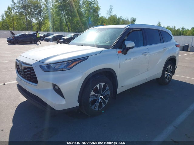 12621146 :رقم المزاد ، 5TDGBRCH6MS524304 vin ، 2021 Toyota Highlander Hybrid Xle مزاد بيع