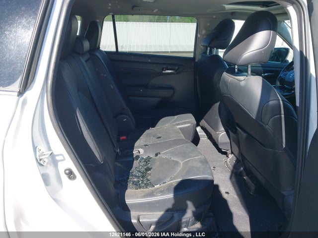 12621146 :رقم المزاد ، 5TDGBRCH6MS524304 vin ، 2021 Toyota Highlander Hybrid Xle مزاد بيع