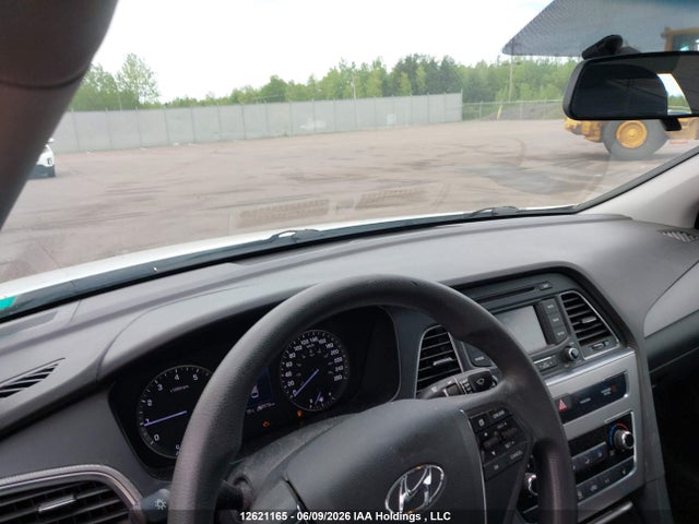 2016 Hyundai Sonata Se მანქანა იყიდება აუქციონზე, vin: 5NPE24AF1GH318460, აუქციონის ნომერი: 12621165