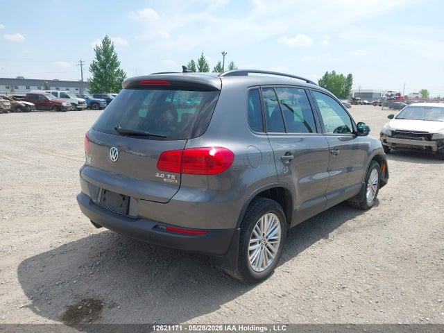 12621171 :رقم المزاد ، WVGJV7AX4FW576055 vin ، 2015 Volkswagen Tiguan S/se/sel/r-line مزاد بيع