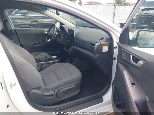 2020 Hyundai Ioniq Se მანქანა იყიდება აუქციონზე, vin: KMHC75LJ7LU076365, აუქციონის ნომერი: 12621175