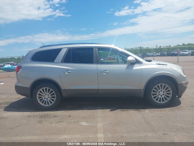 12621186 :رقم المزاد ، 5GAER23718J192682 vin ، 2008 Buick Enclave Cxl مزاد بيع