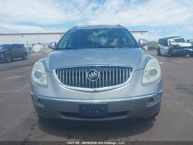 12621186 :رقم المزاد ، 5GAER23718J192682 vin ، 2008 Buick Enclave Cxl مزاد بيع