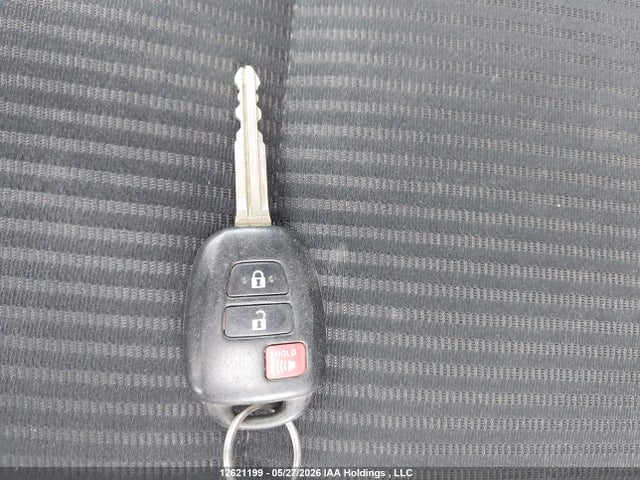 Продажа на аукционе авто 2015 Toyota Rav4 Xle, vin: 2T3RFREV5FW270067, номер лота: 12621199