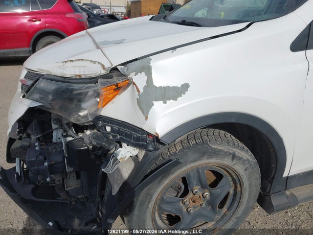 Продажа на аукционе авто 2015 Toyota Rav4 Xle, vin: 2T3RFREV5FW270067, номер лота: 12621199