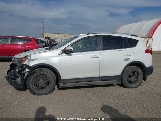Продажа на аукционе авто 2015 Toyota Rav4 Xle, vin: 2T3RFREV5FW270067, номер лота: 12621199