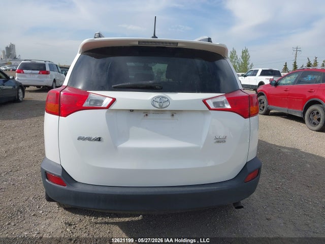 Продажа на аукционе авто 2015 Toyota Rav4 Xle, vin: 2T3RFREV5FW270067, номер лота: 12621199