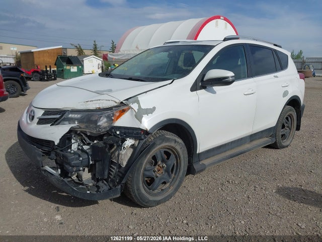 Продажа на аукционе авто 2015 Toyota Rav4 Xle, vin: 2T3RFREV5FW270067, номер лота: 12621199