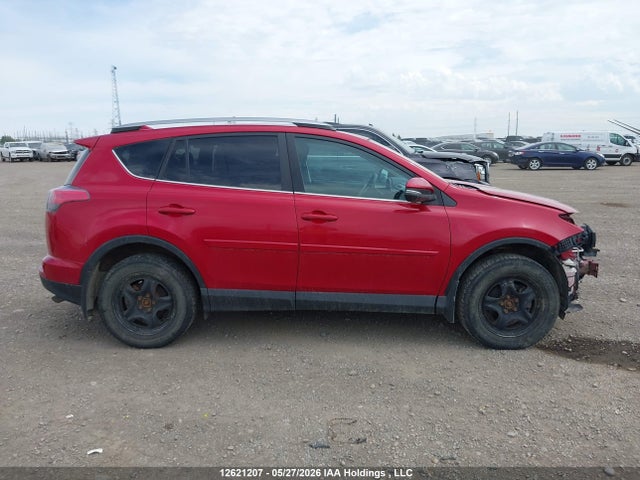 Продажа на аукционе авто 2017 Toyota Rav4 Xle, vin: 2T3RFREV8HW630046, номер лота: 12621207