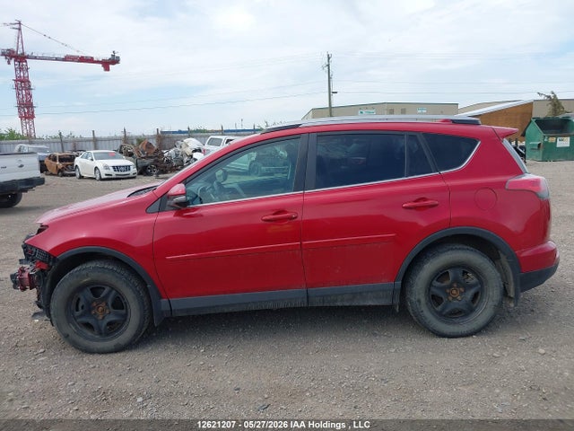 Продажа на аукционе авто 2017 Toyota Rav4 Xle, vin: 2T3RFREV8HW630046, номер лота: 12621207
