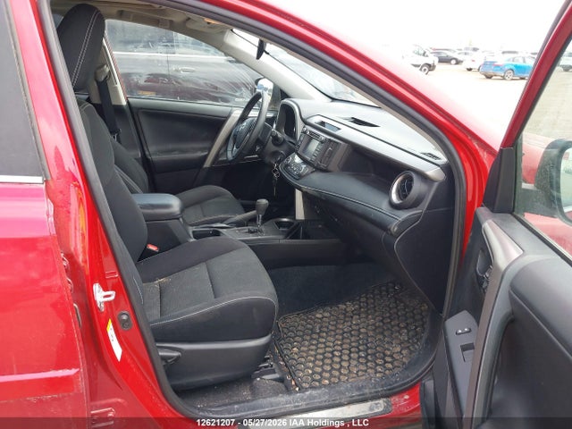Продажа на аукционе авто 2017 Toyota Rav4 Xle, vin: 2T3RFREV8HW630046, номер лота: 12621207