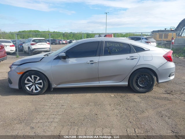 Honda Civic Lx 2018 2HGFC2F62JH038871 Image 14