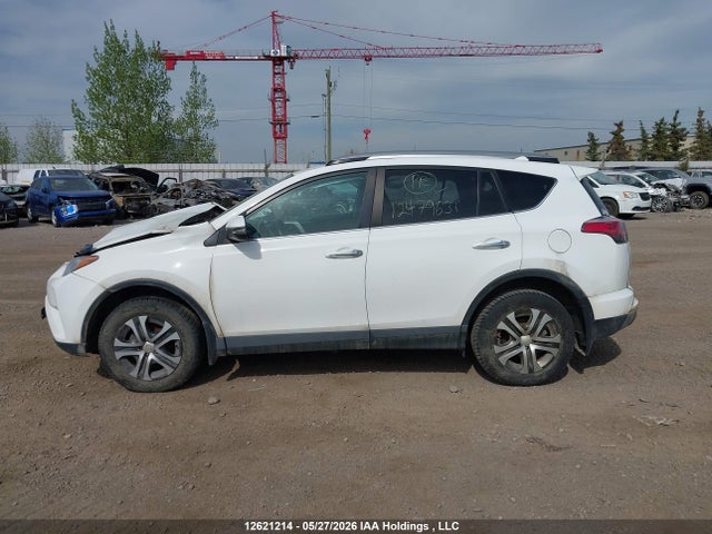 Продаж на аукціоні авто 2017 Toyota Rav4 Le, vin: 2T3BFREV7HW621694, номер лоту: 12621214