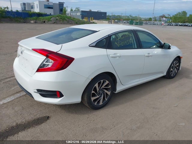 Honda CIVIC EX 2018 2HGFC2F81JH011551 Image 4