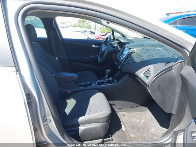 12621235 :رقم المزاد ، 3G1BE5SM2HS534850 vin ، 2017 Chevrolet Cruze Lt مزاد بيع