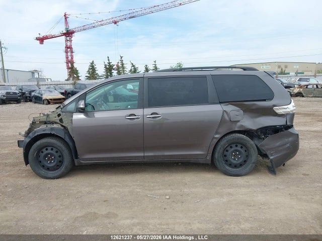 Продажа на аукционе авто 2013 Toyota Sienna Xle 7 Passenger, vin: 5TDDK3DC5DS065561, номер лота: 12621237