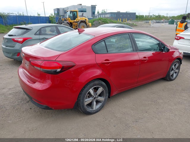 12621256 :رقم المزاد ، 3KPFL4A7XJE245997 vin ، 2018 Kia Forte Lx/s مزاد بيع