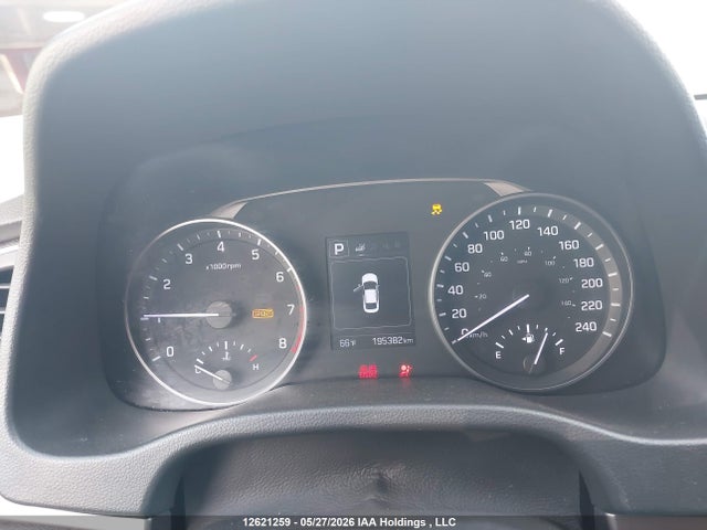 12621259 :رقم المزاد ، KMHD84LF2HU401373 vin ، 2017 Hyundai Elantra Gl مزاد بيع