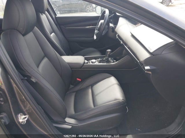 12621292 :رقم المزاد ، JM1BPBCL8M1342608 vin ، 2021 Mazda Mazda3 Gs مزاد بيع