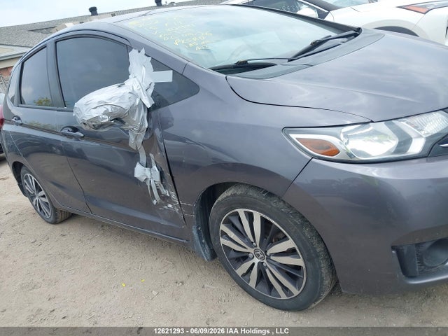 Продажа на аукционе авто 2015 Honda Fit Ex/ex-l Navi, vin: 3HGGK5H84FM102991, номер лота: 12621293